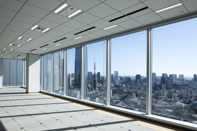 窓の断熱・遮熱を高めるLow-Eガラス入門｜種類・選び方・効果まとめ