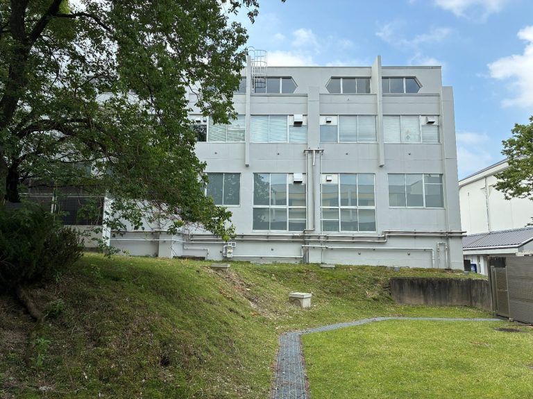 奈良教育大学高畑キャンパス美術・書道実習棟